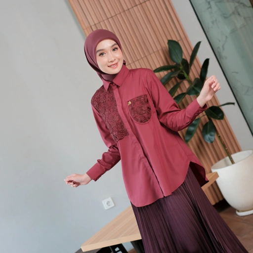 Image of ANINDYASCARF. INARA BLOUSE