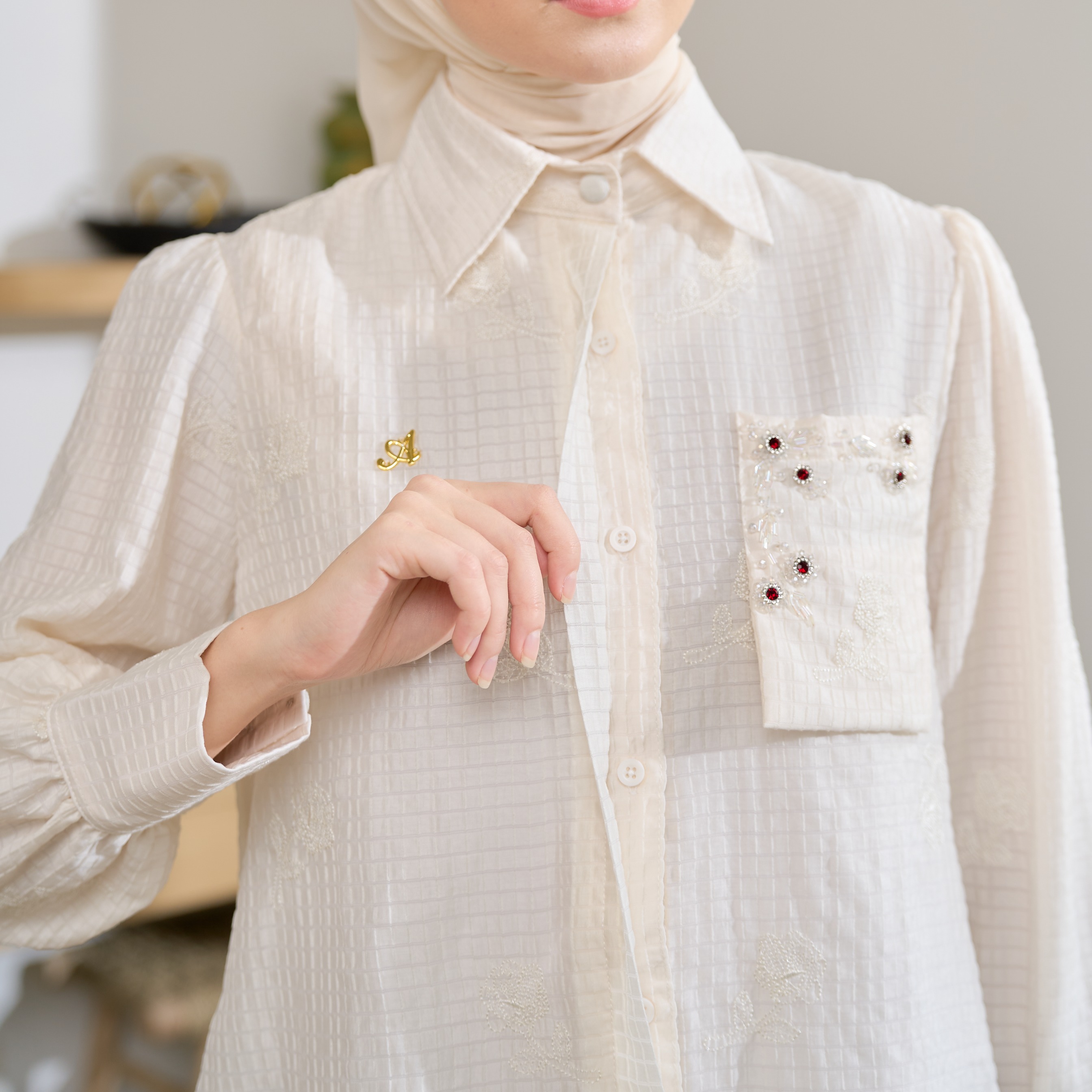 LEONA BLOUSE ANINDYASCARF 