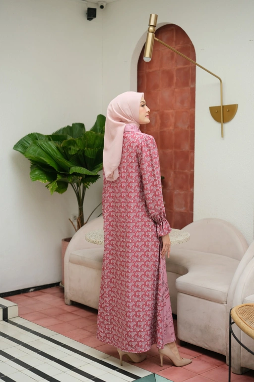 Image of ANINDYASCARF - KAYLA DRESS