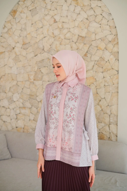NURA BLOUSE ANINDYASCARF 