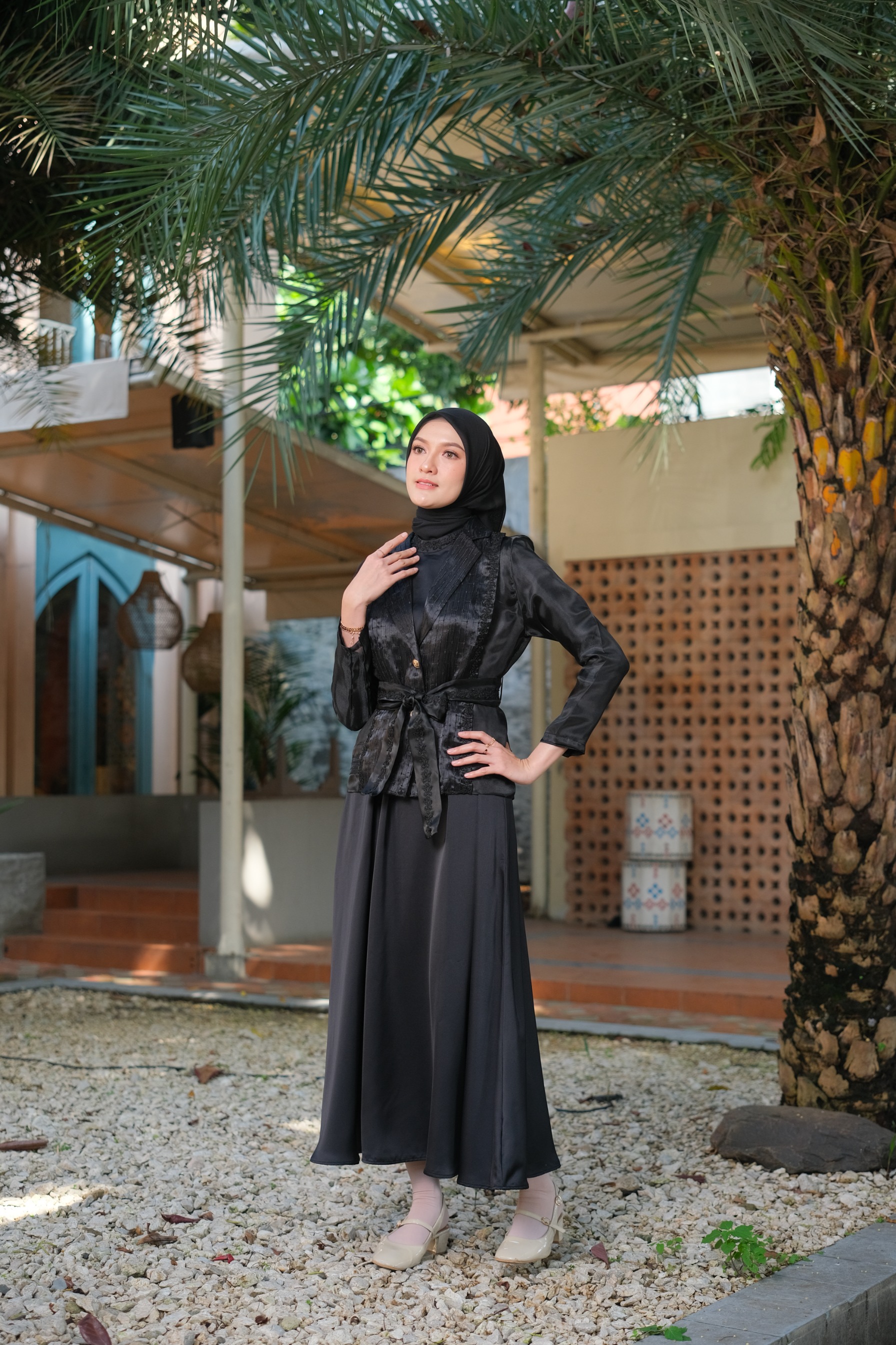 GAMILA OUTER ANINDYASCARF 