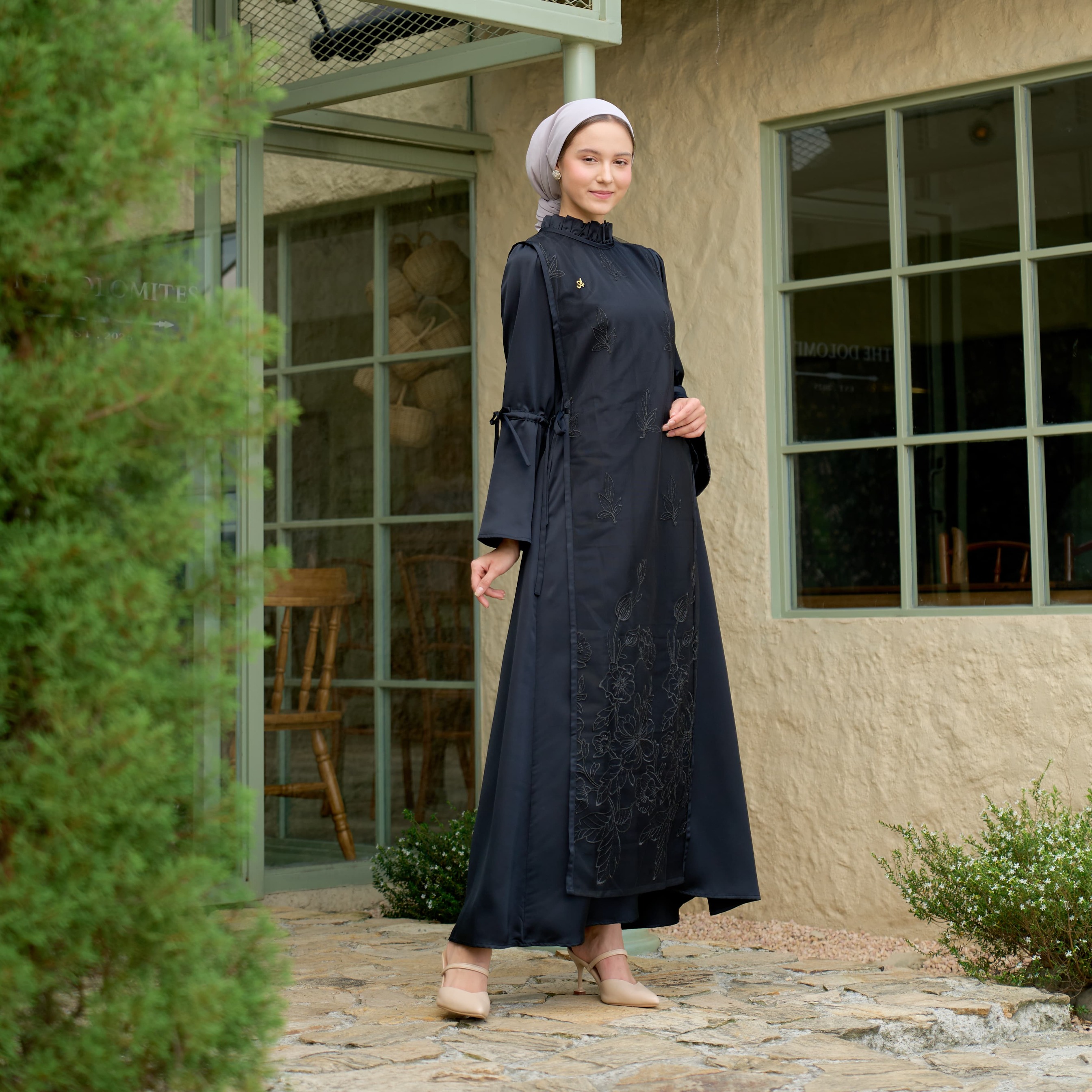 ZAFINA DRESS