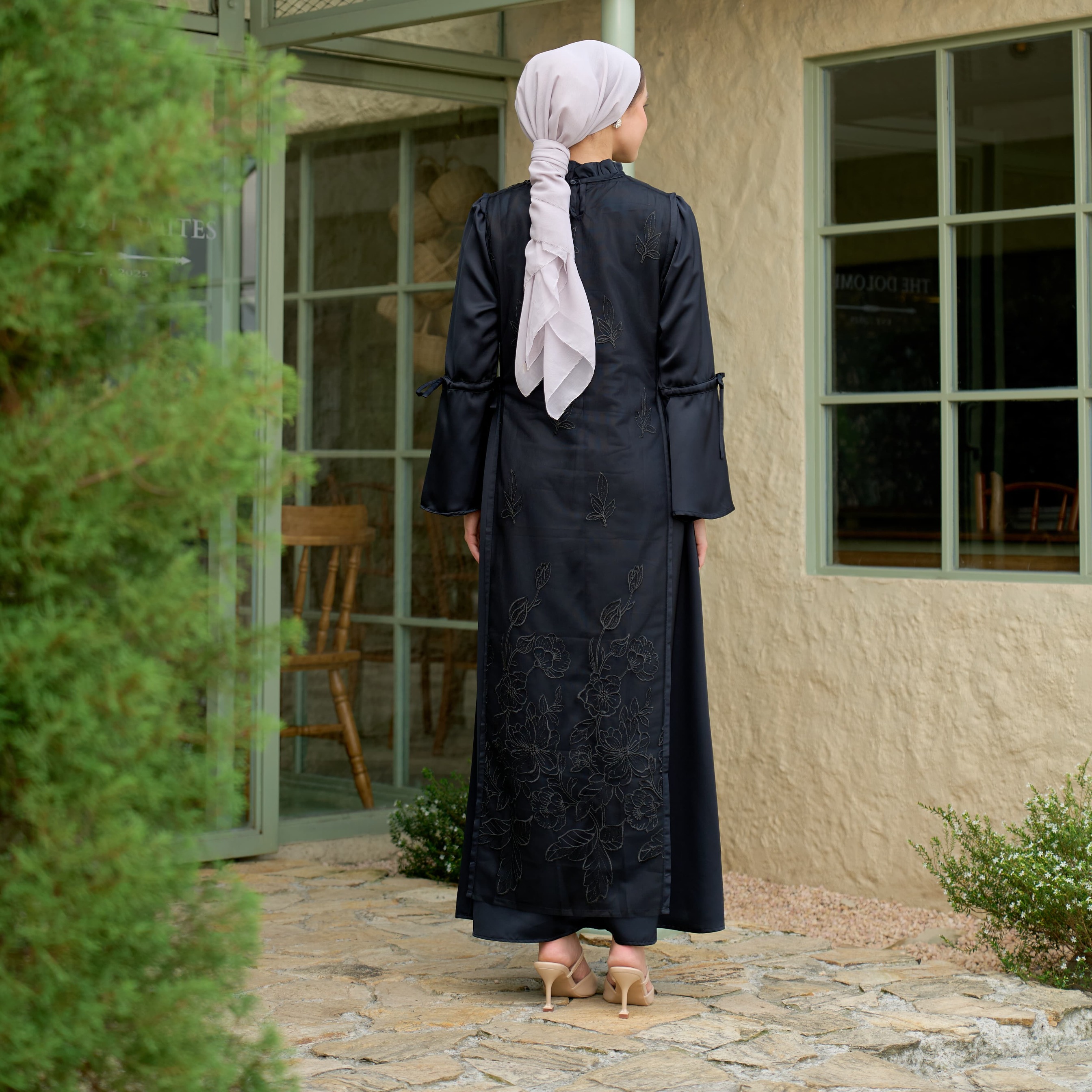 ZAFINA DRESS