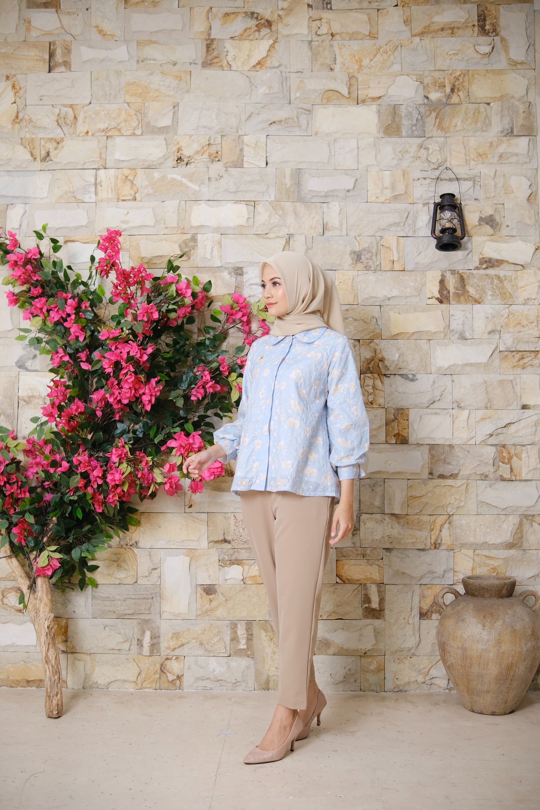 ANINDYASCARF-ARETHA BLOUSE