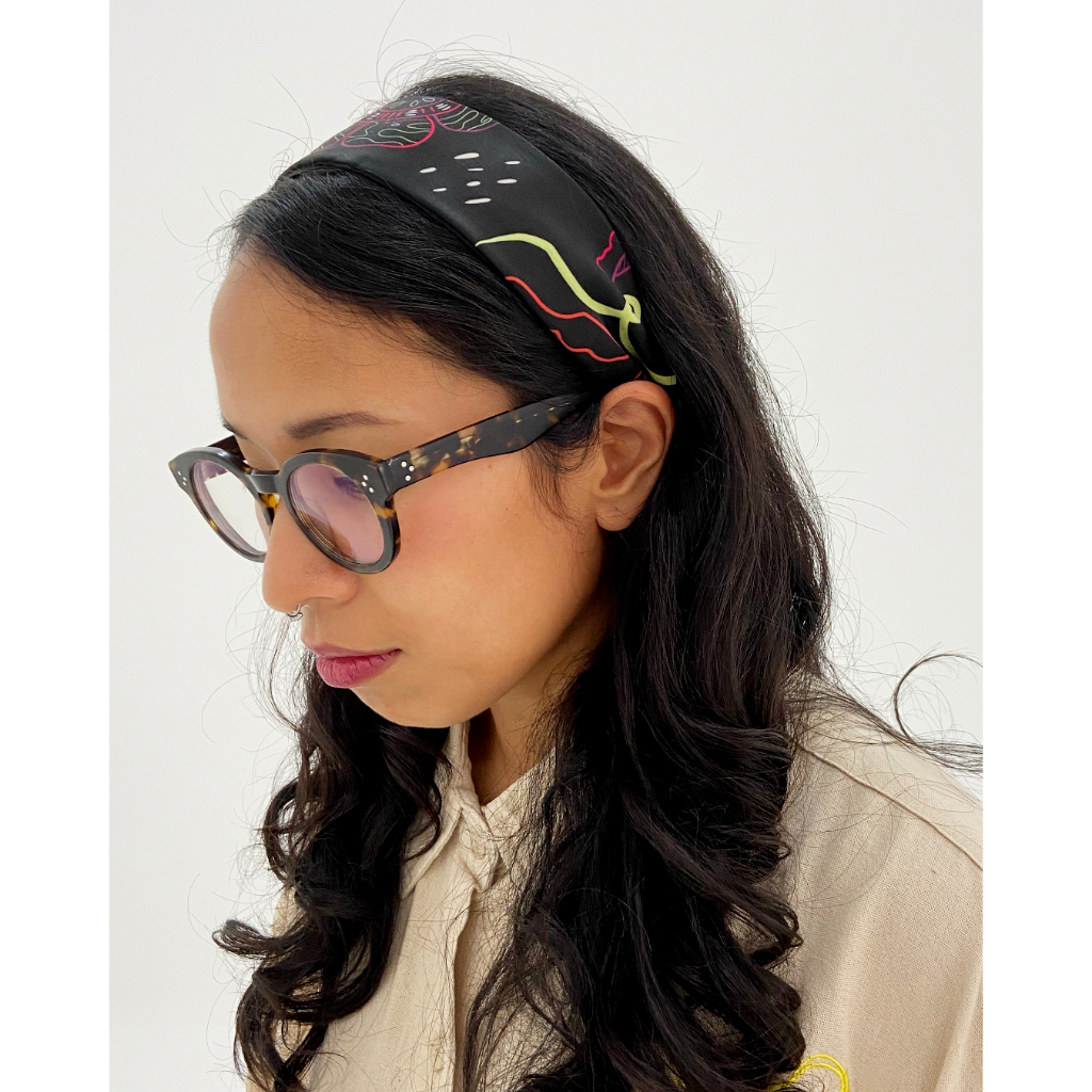 EM x Zenavi: Multipurpose Long Scarf