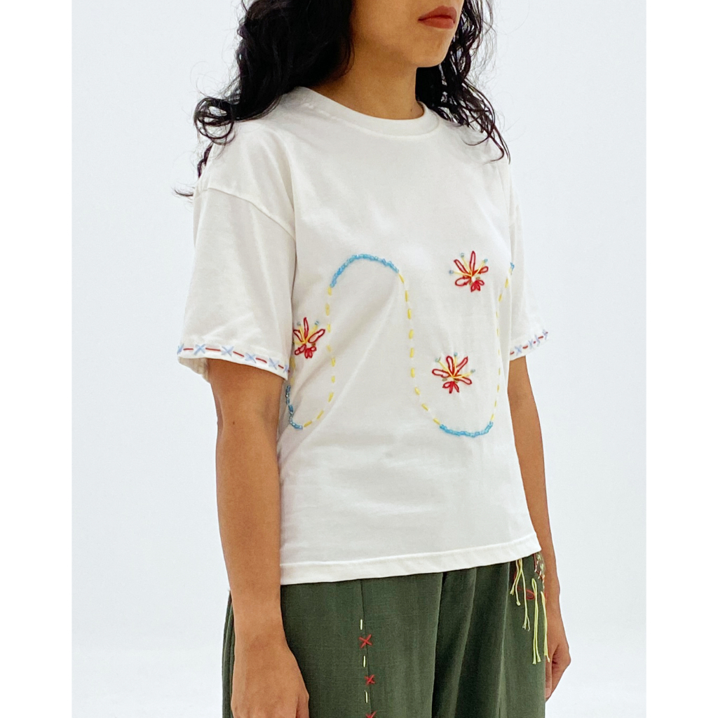 Daisy Tee