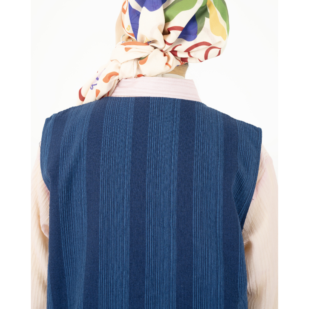 Aluna Vests