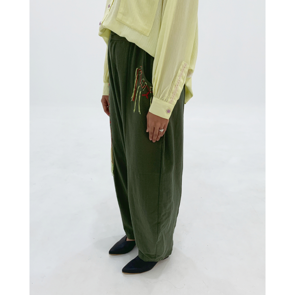  Lilac Barrel Pants