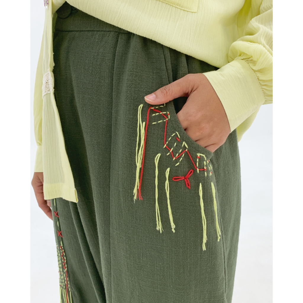  Lilac Barrel Pants