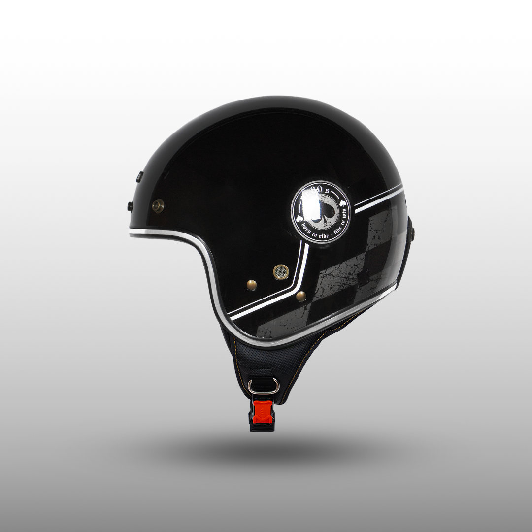 NJS NR80's SILVERSTONE - Helm Retro