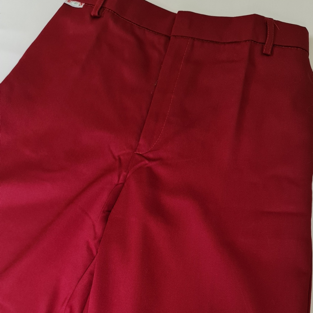 Celana Pendek SD Merah Maroon