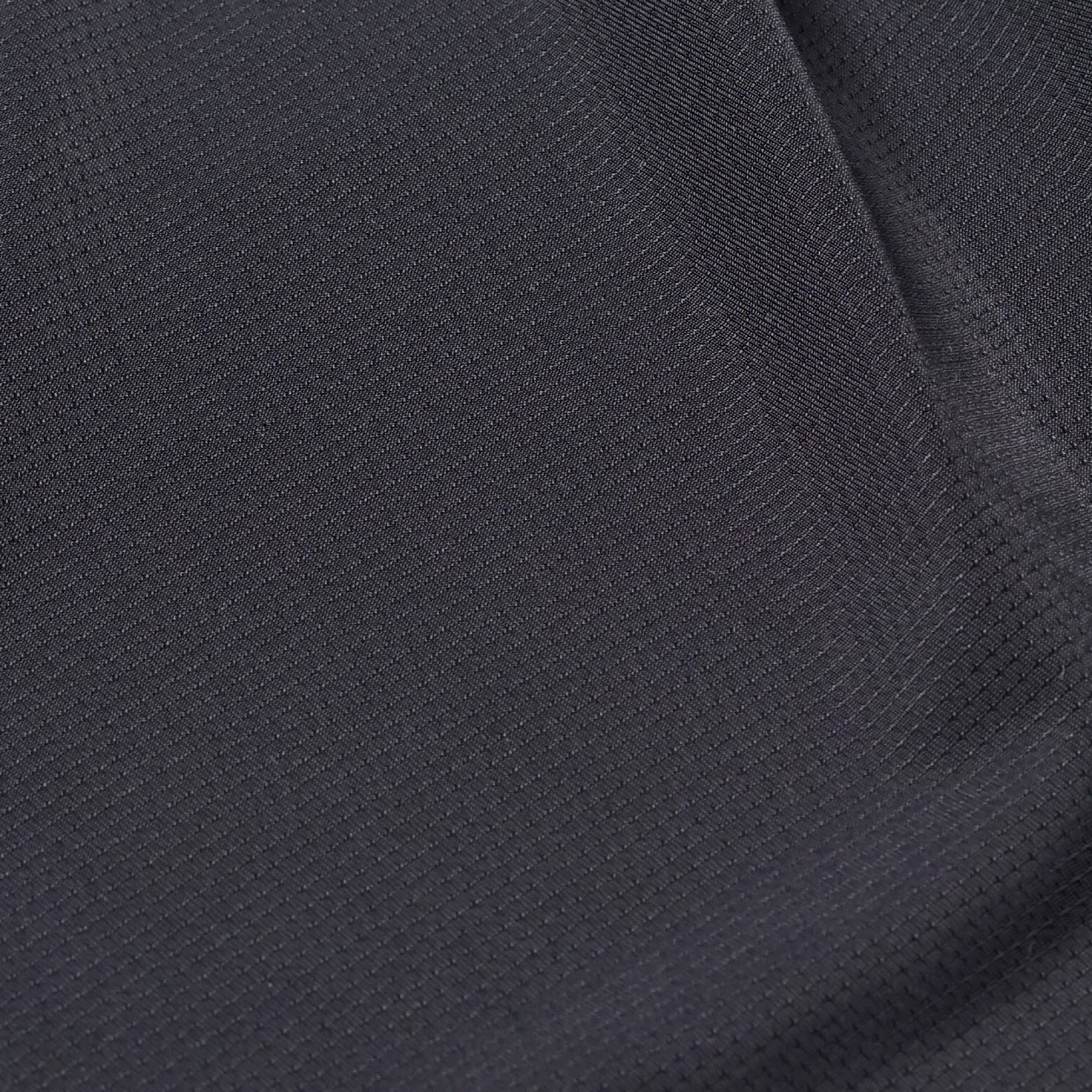 PERFORMANCE TEE — BLACK