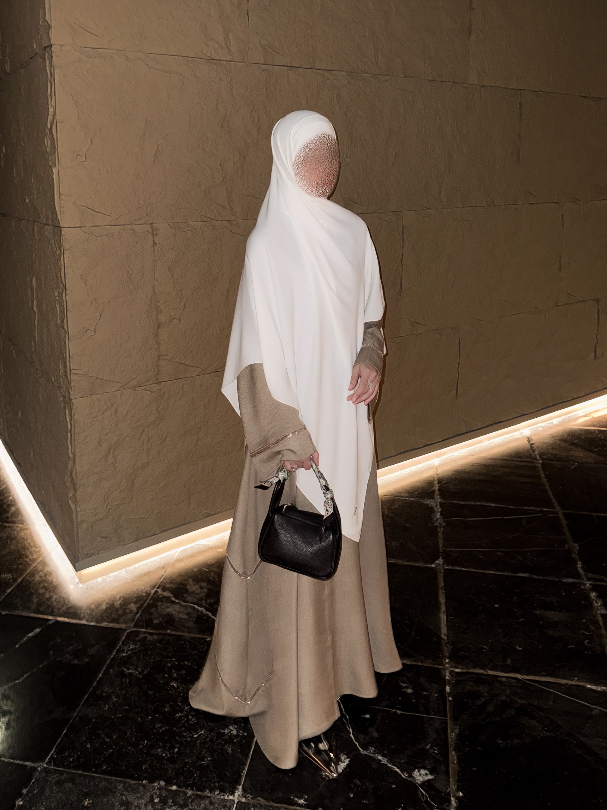 Dyra Sequins Abaya