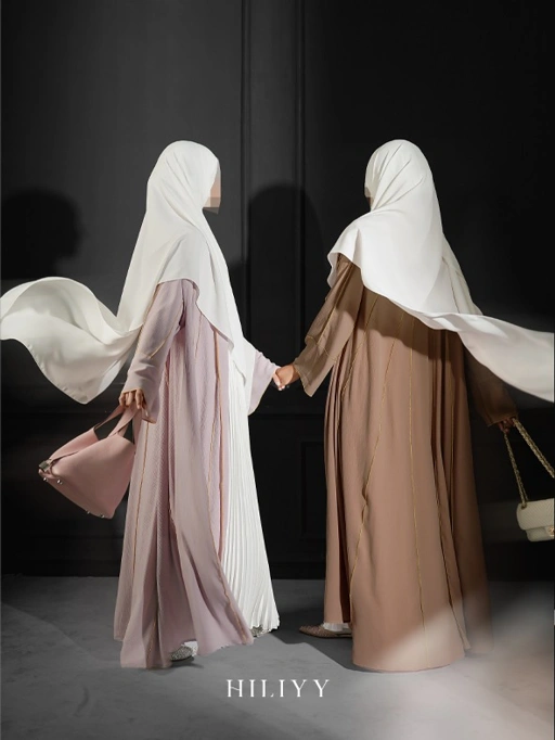 Image of Nasha Outer