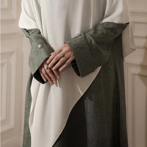 Image of Amna Abaya