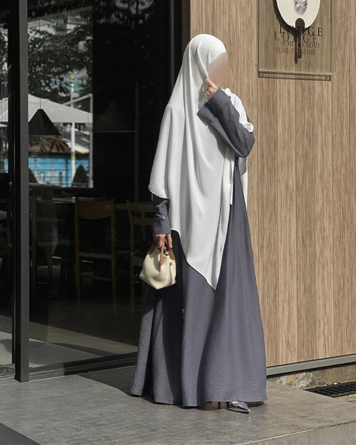Image of Shonia Abaya