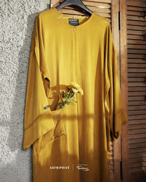 Image of DEMURE DRESS