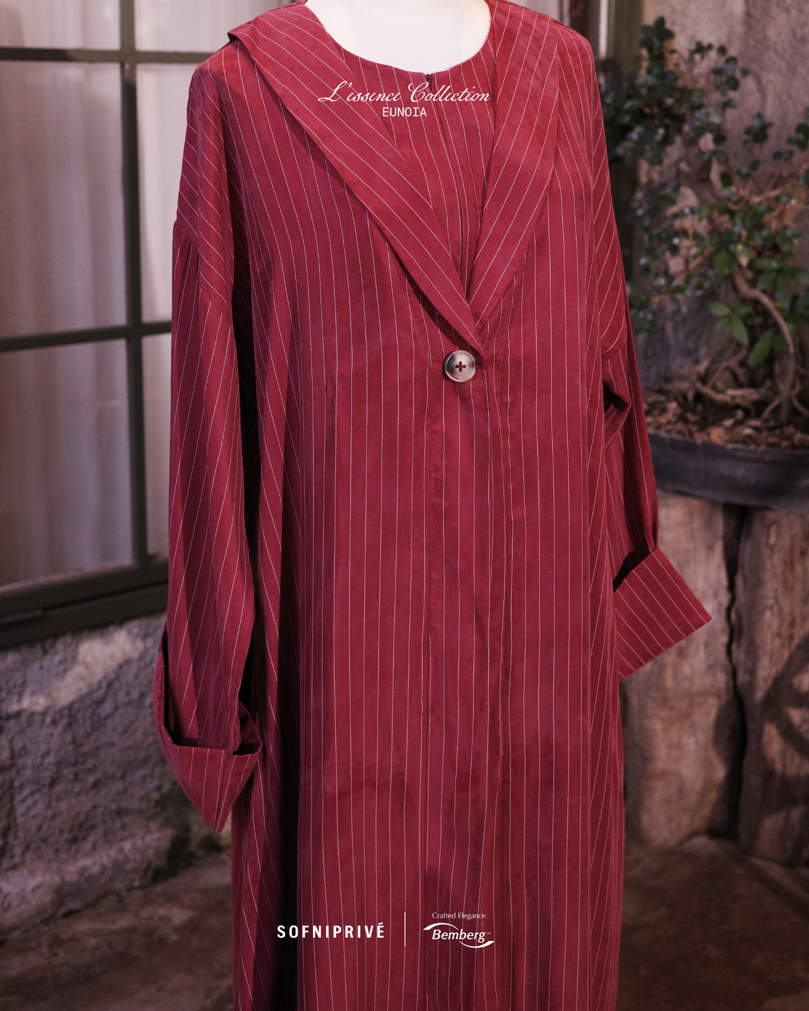 EUNOIA DRESS RED BERRY