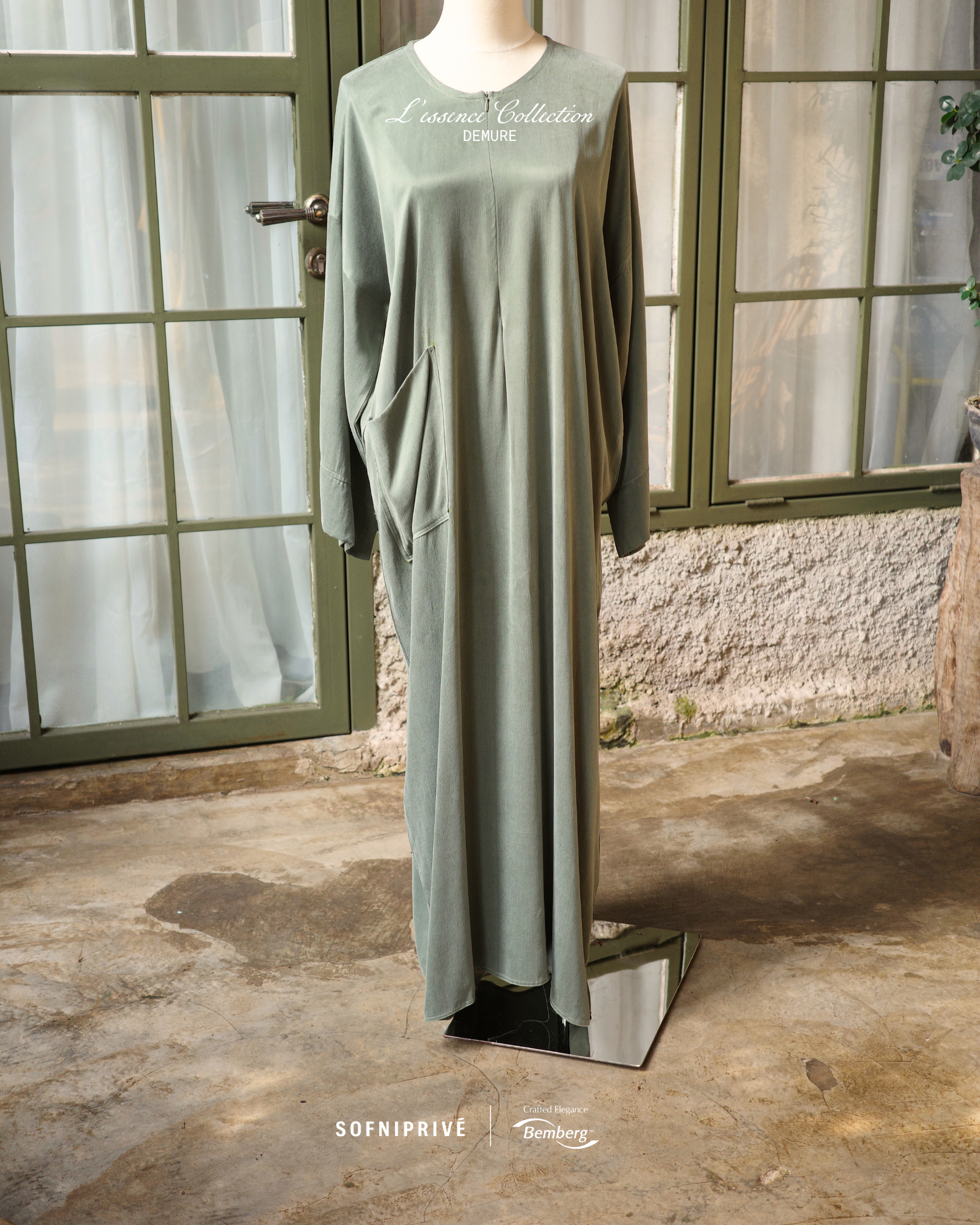 DEMURE DRESS ICEBERG GREEN