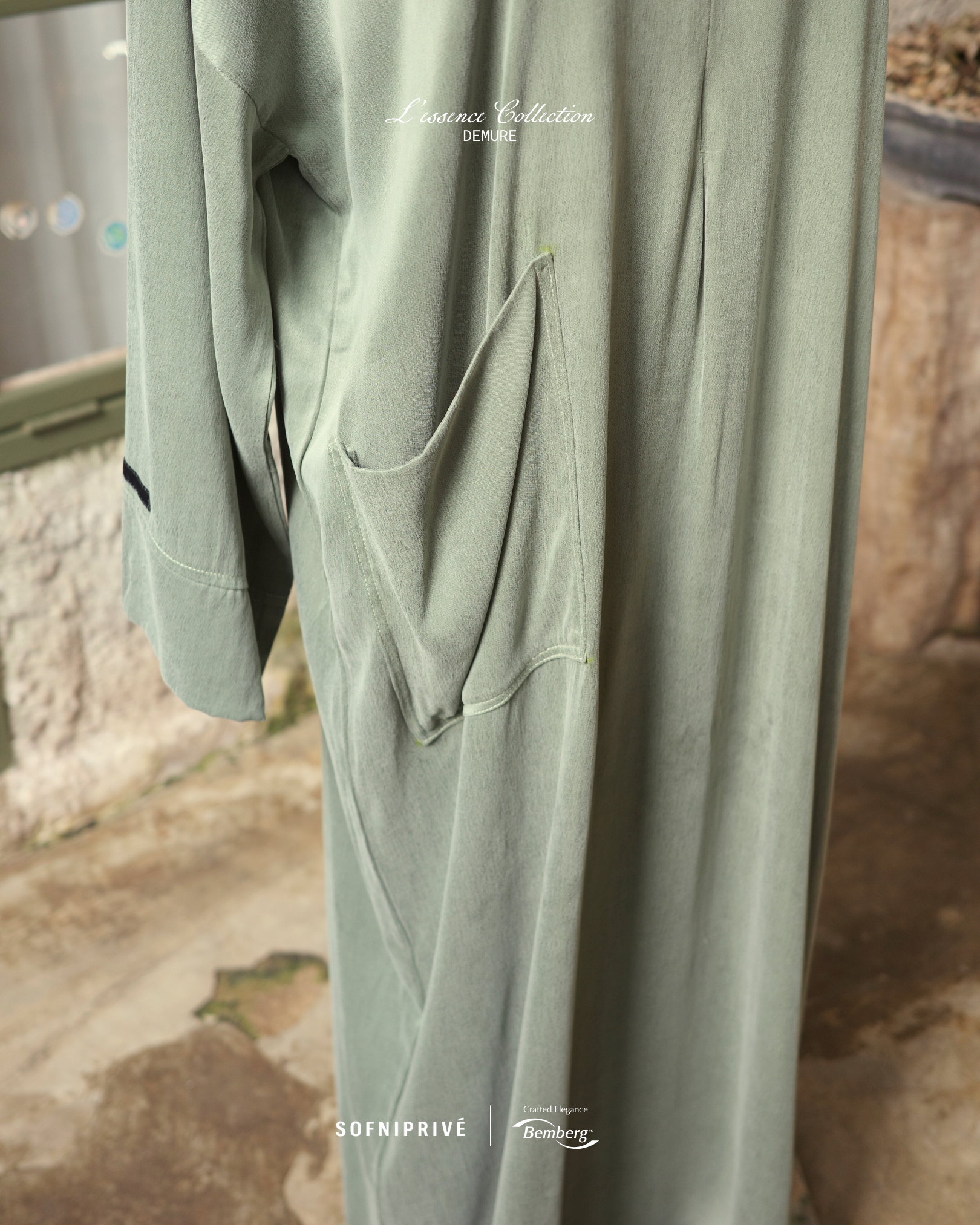 DEMURE DRESS ICEBERG GREEN