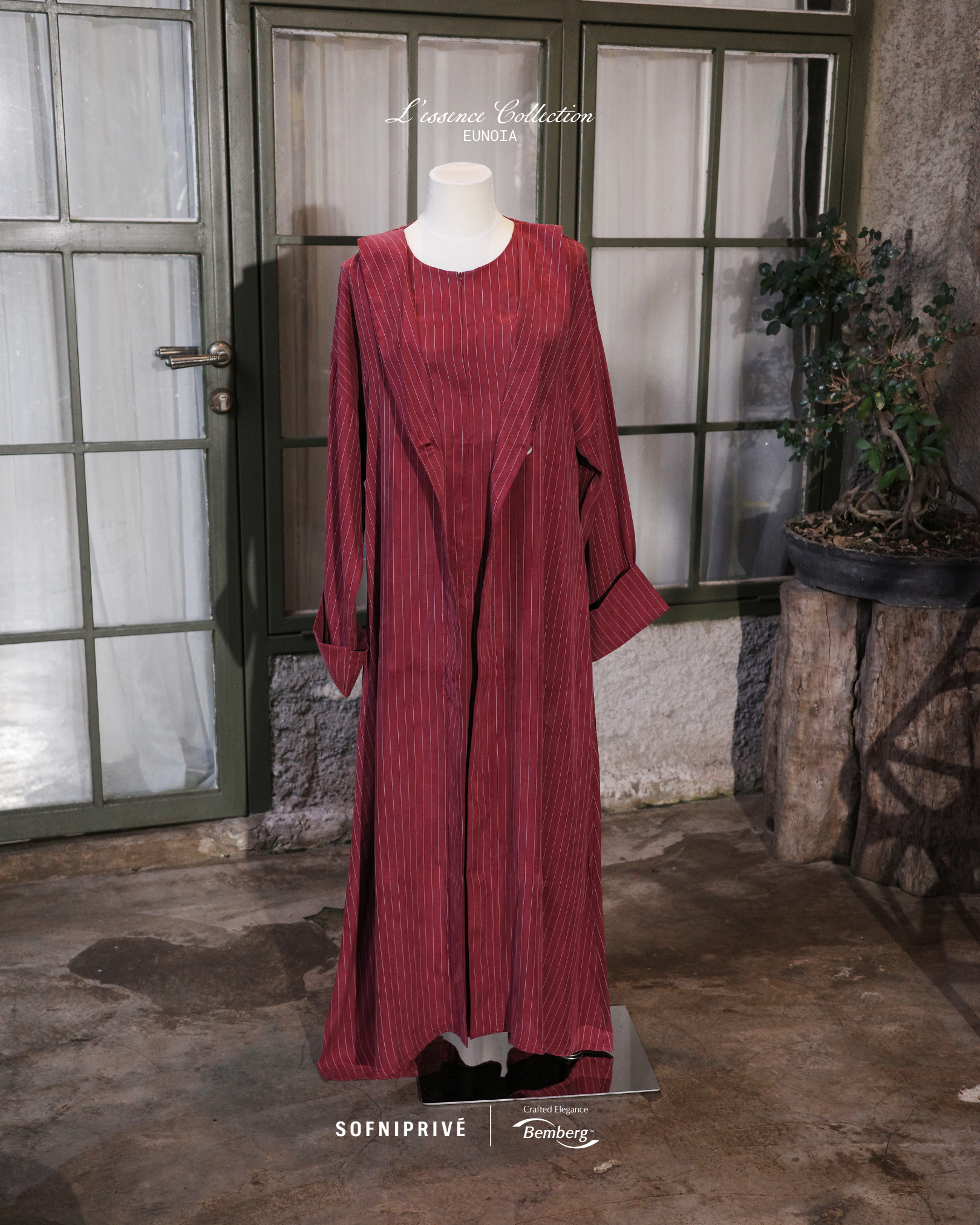 EUNOIA DRESS RED BERRY
