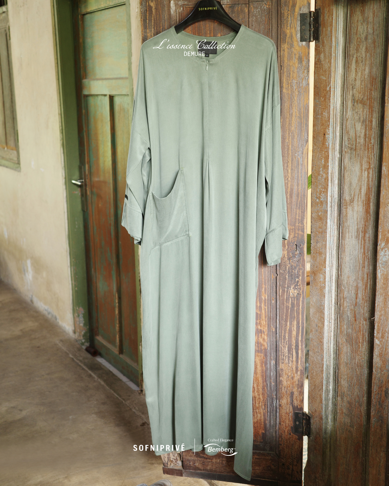 DEMURE DRESS ICEBERG GREEN