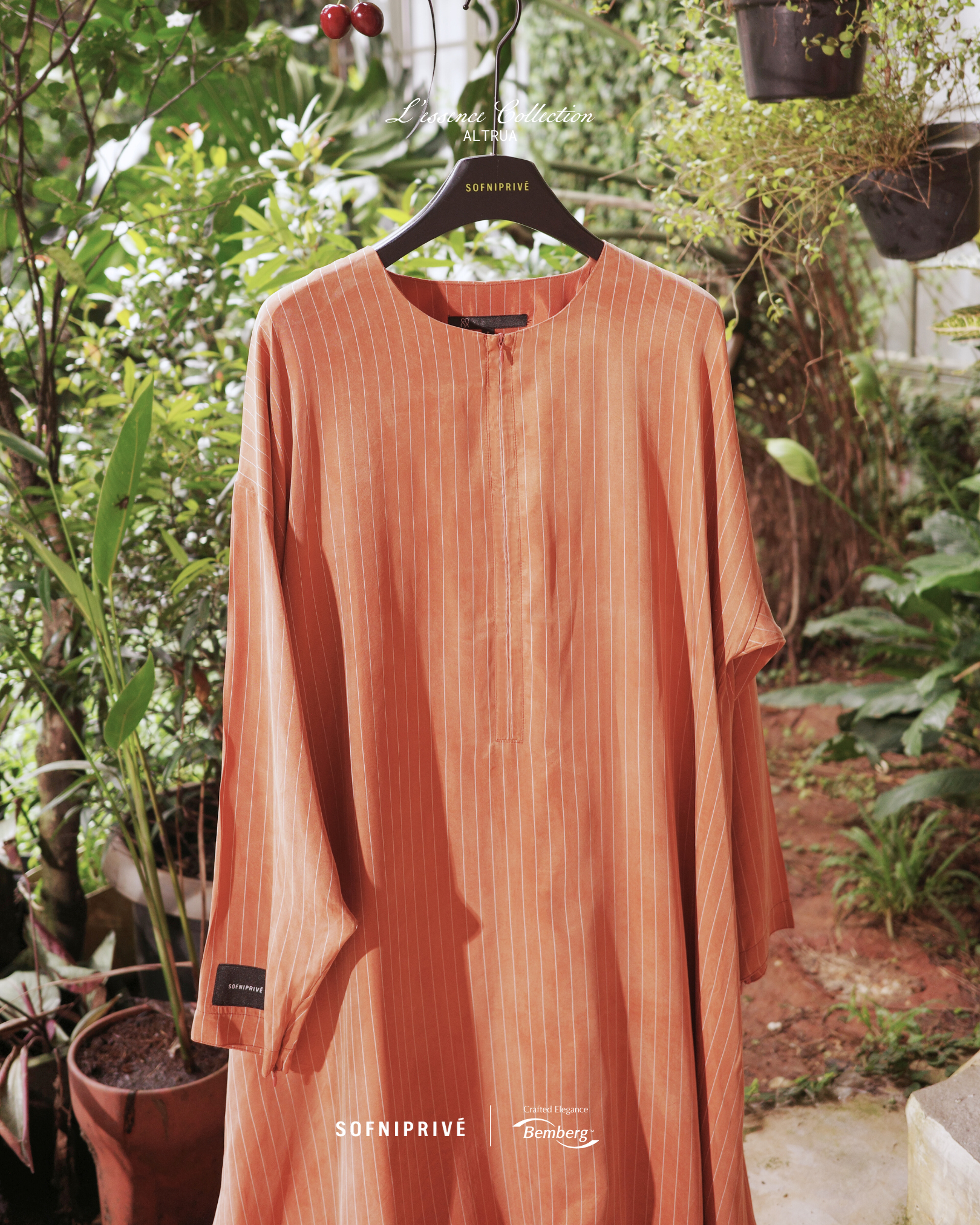 ALTRUA DRESS