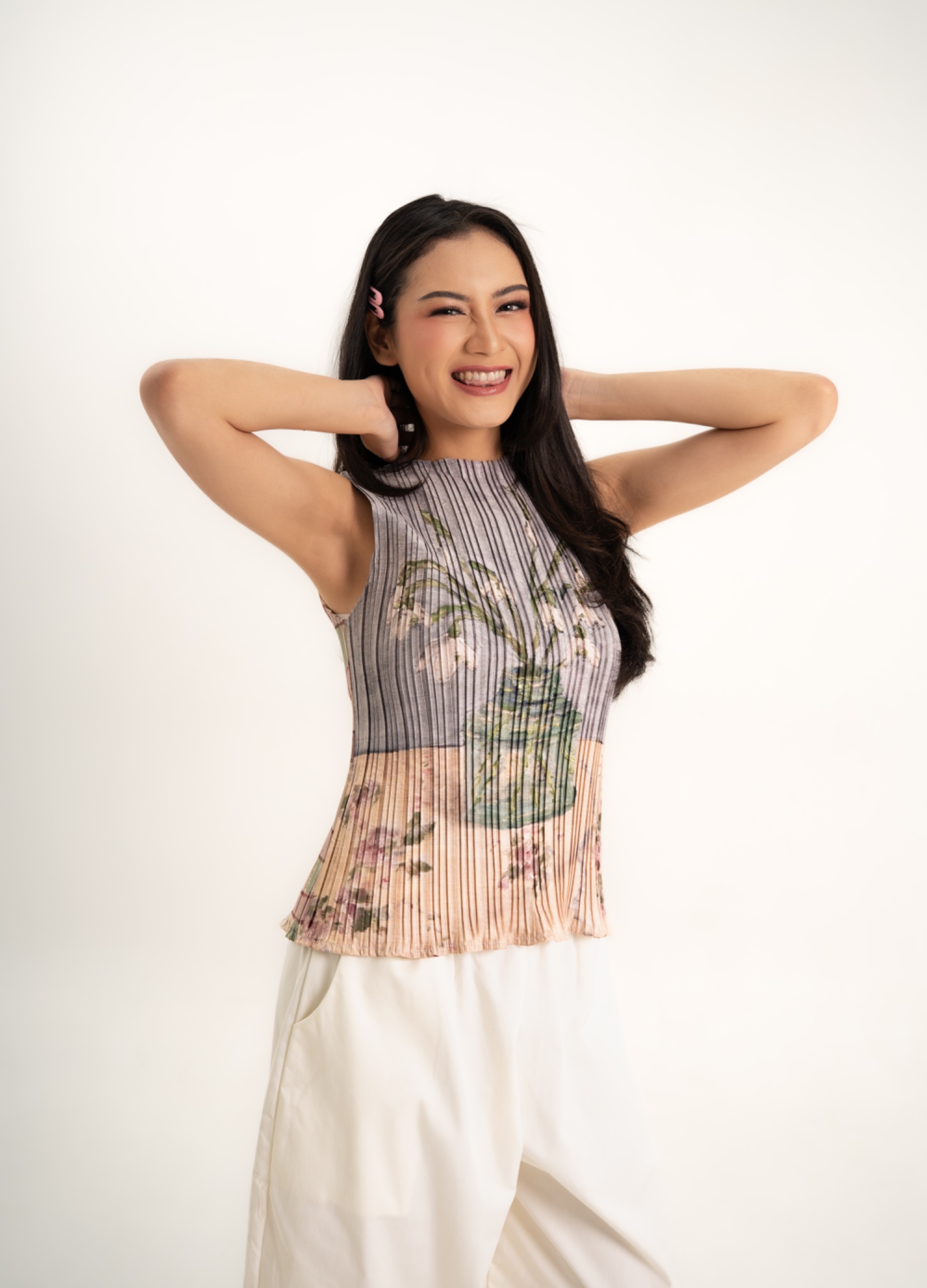 Nona Pleated Top