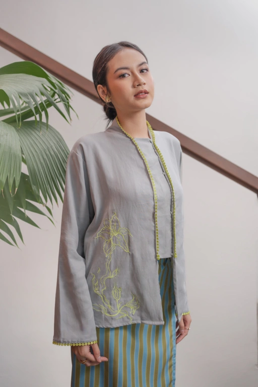 Image of Jenar Kebaya Set Talam