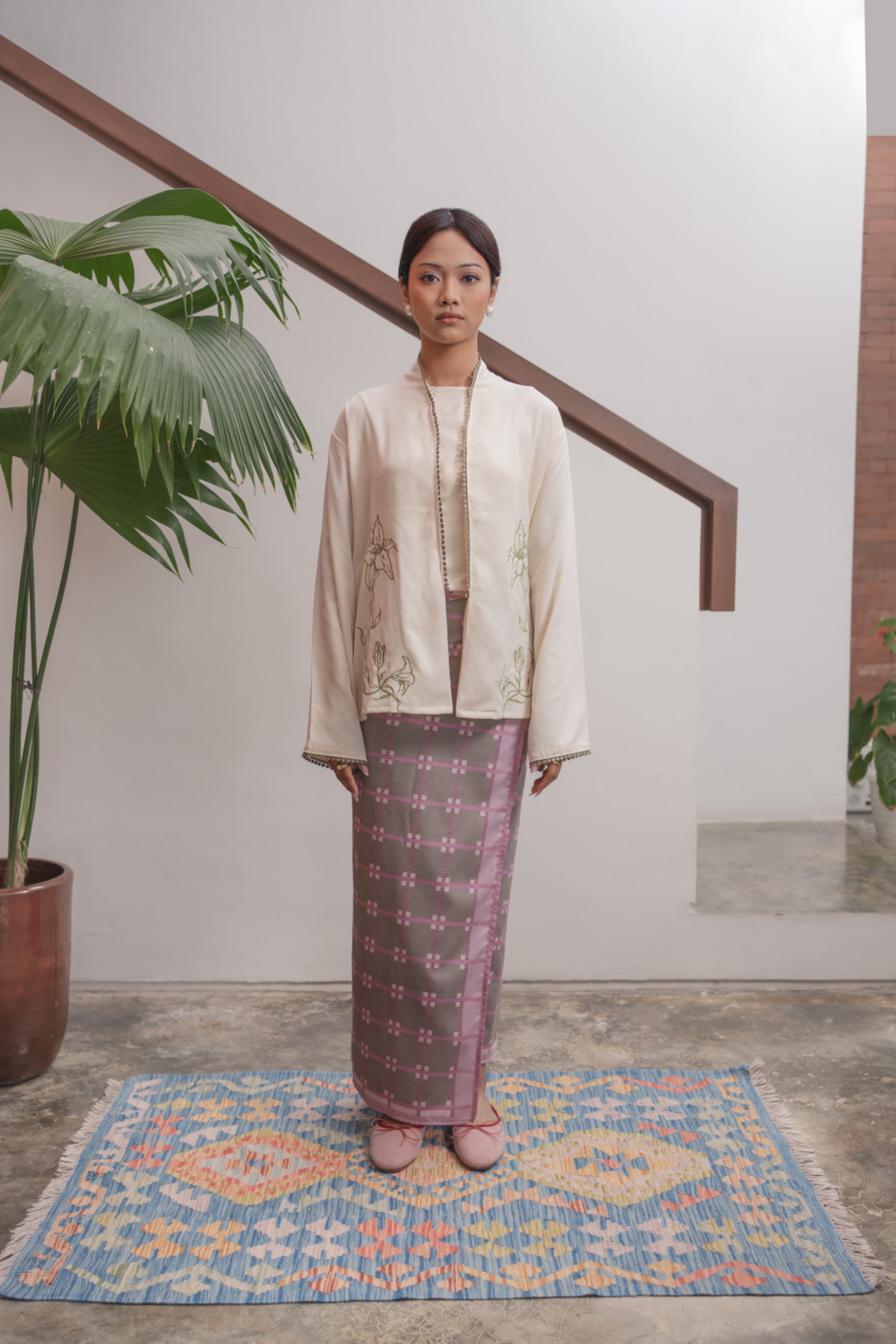 Jenar Kebaya Set Sagu