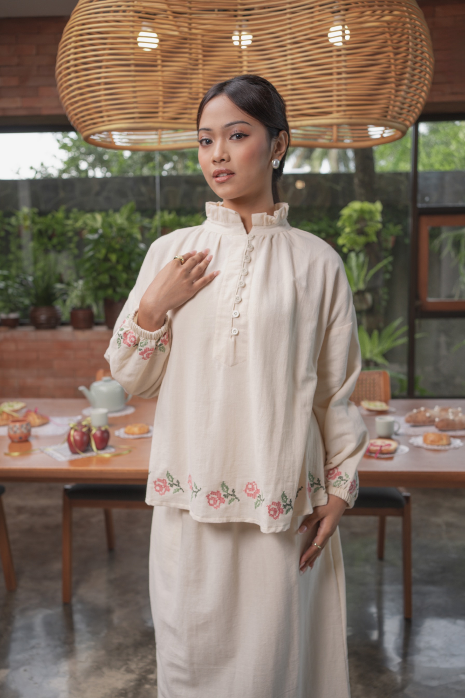 Kirana Set Soft Cream