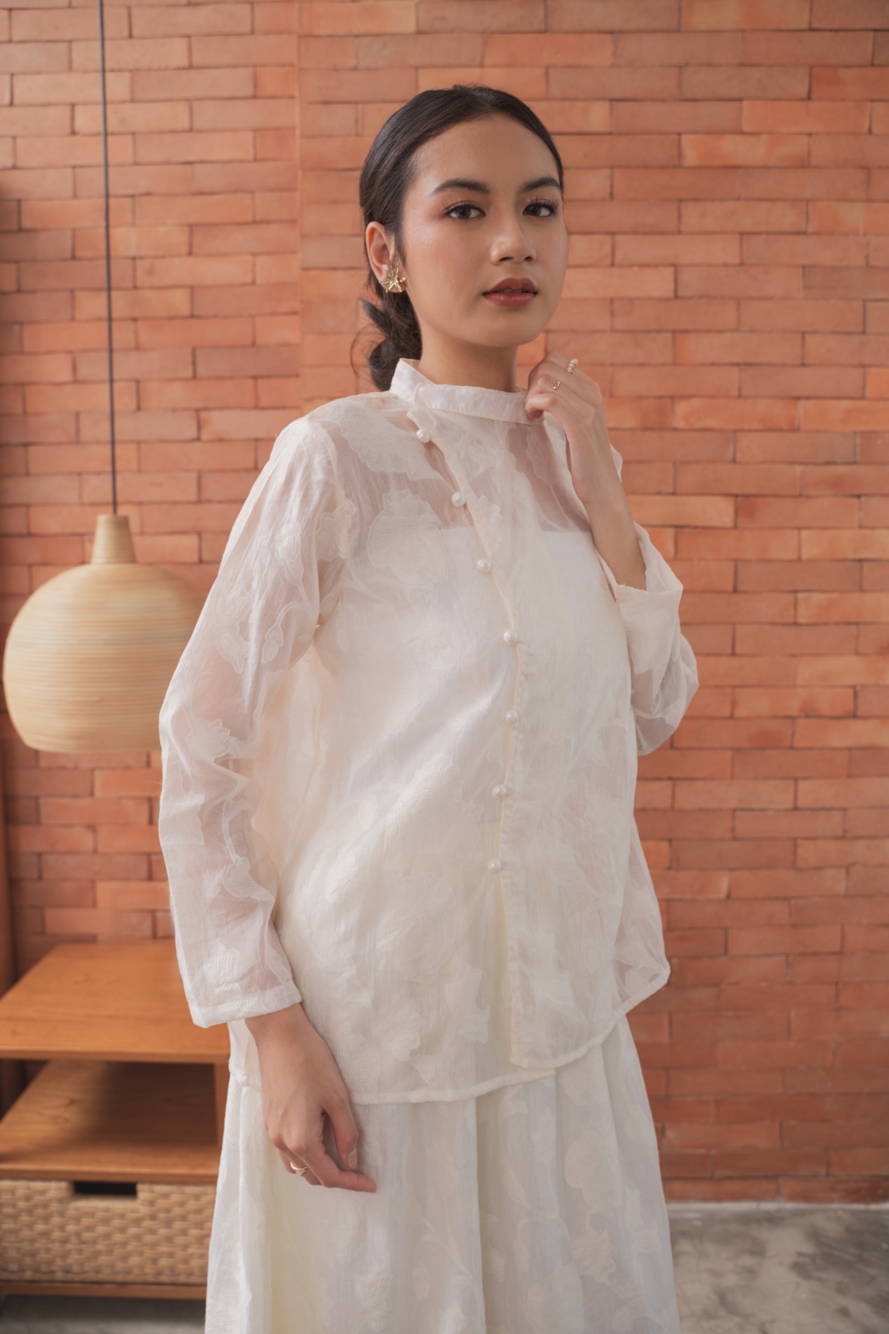 Larasati Set Pearl