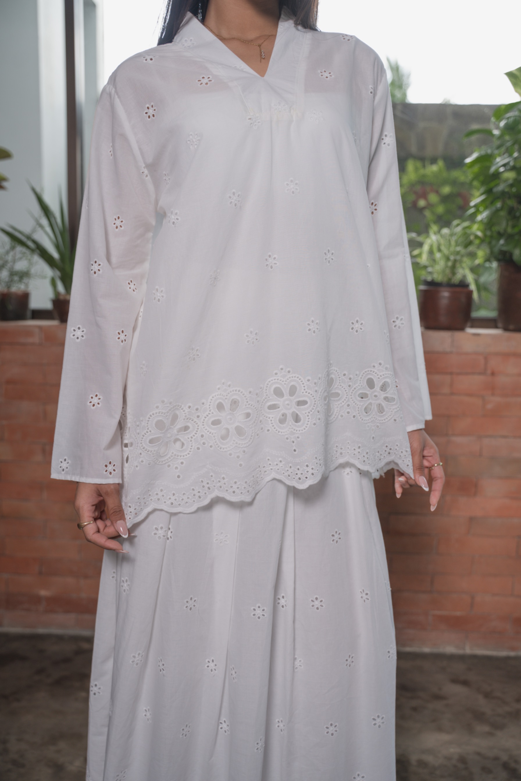 Kameela Set White