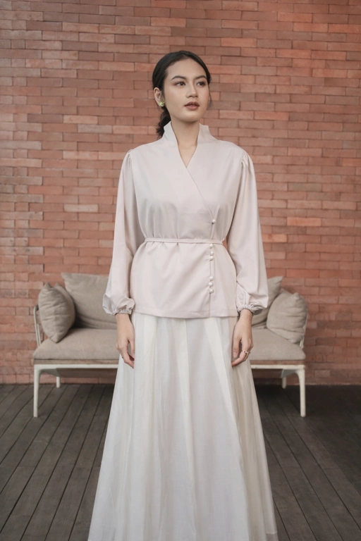 Image of Suri Top Long Sleeve