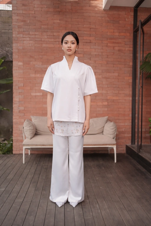 Image of Suri Top Short Sleeve