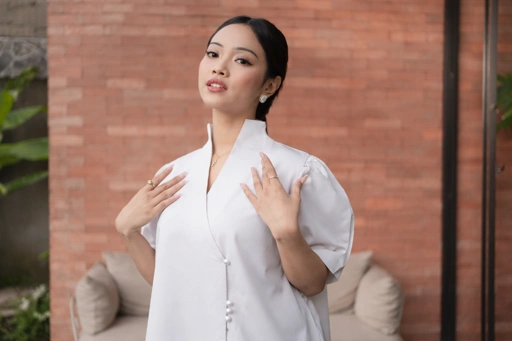 Image of Suri Top Short Sleeve