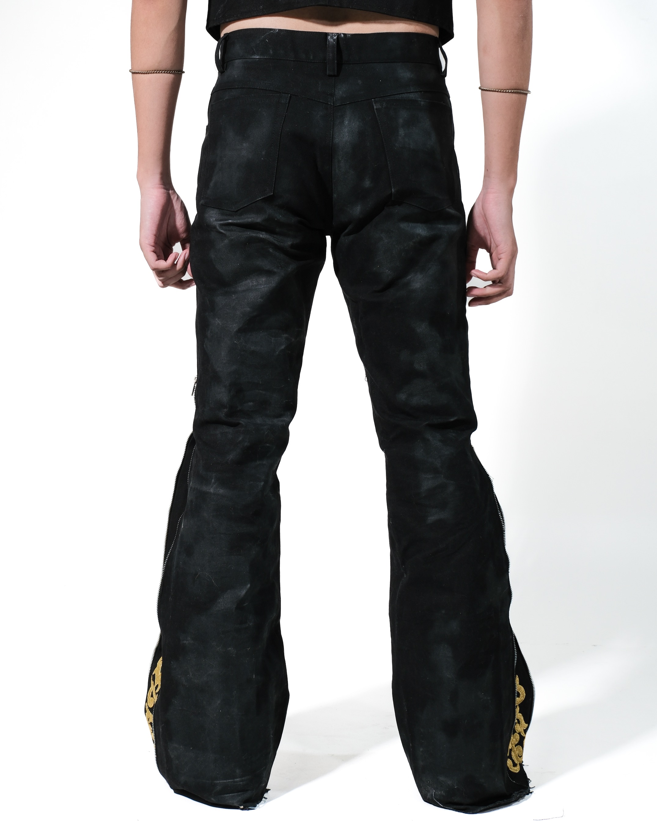 GAUANG FLARE JEANS