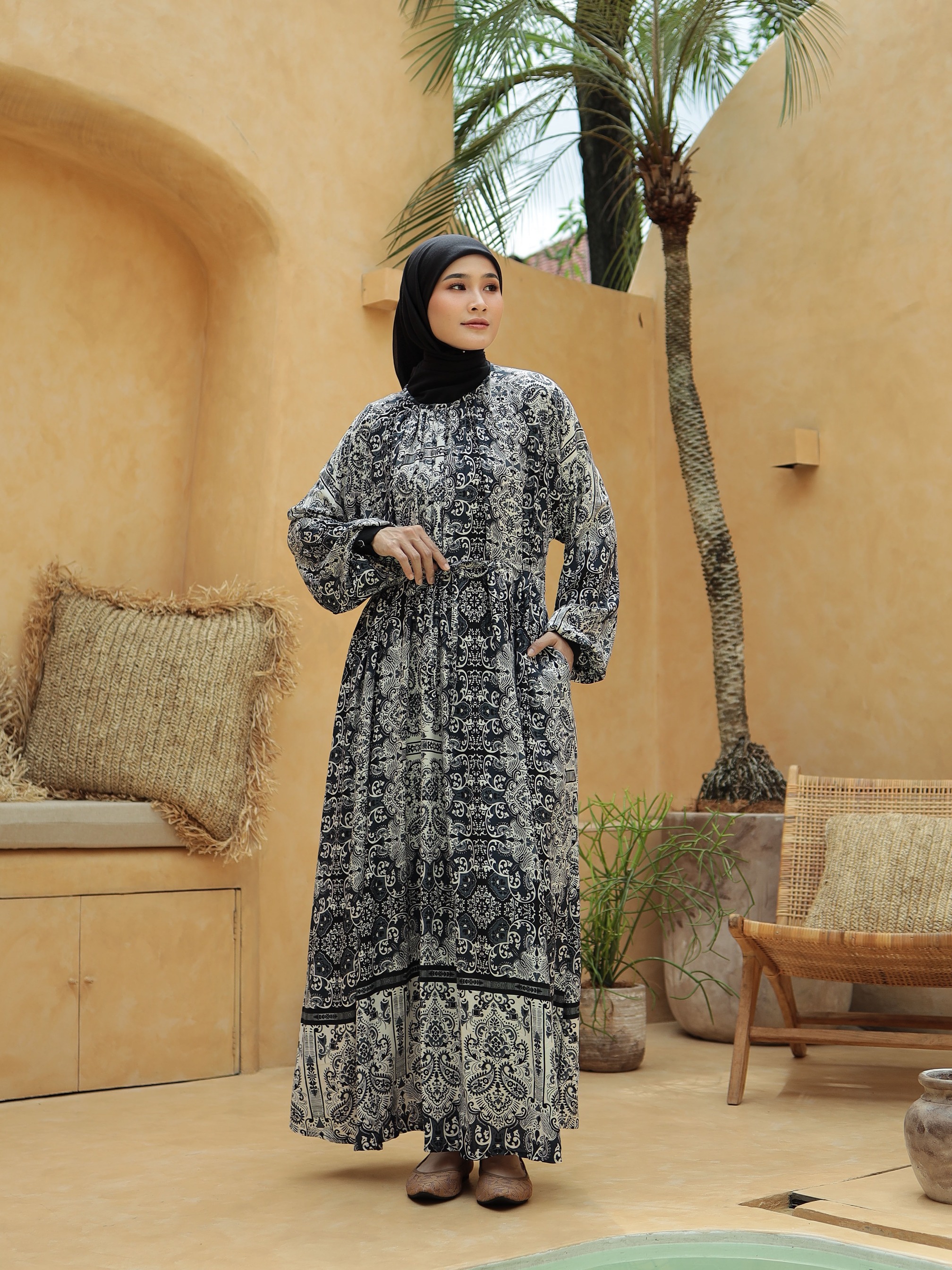 Clara Dress - Navy Ivory