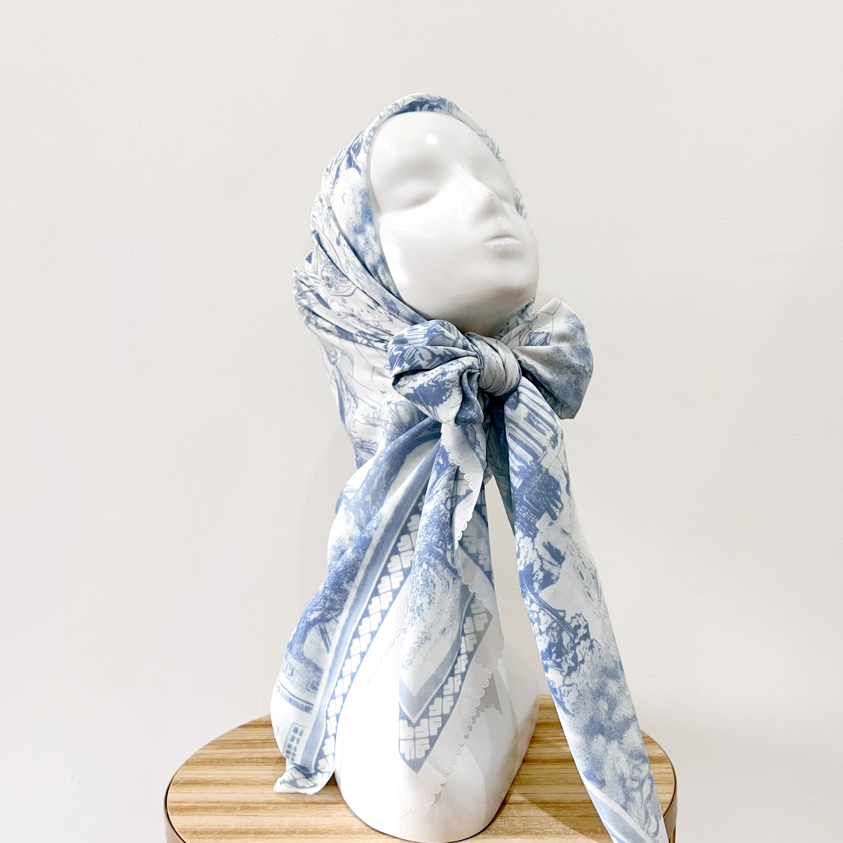 Castle Scarf