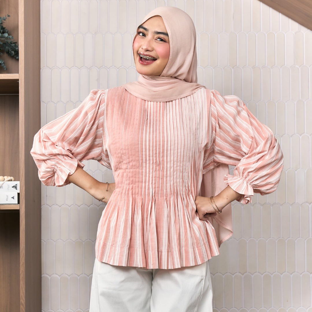 MYMINOLS - Senara Pleats Blouse