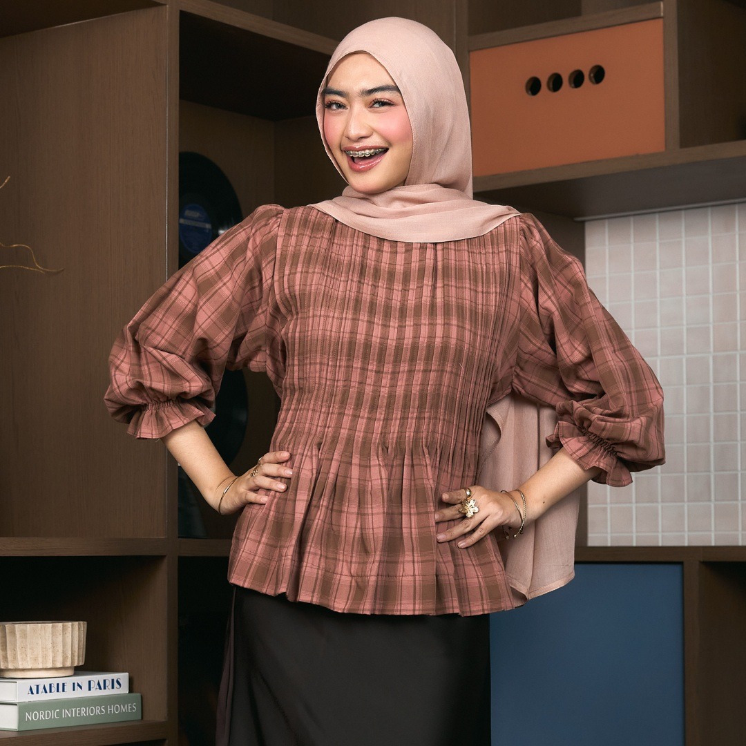 MYMINOLS - Senara Pleats Blouse