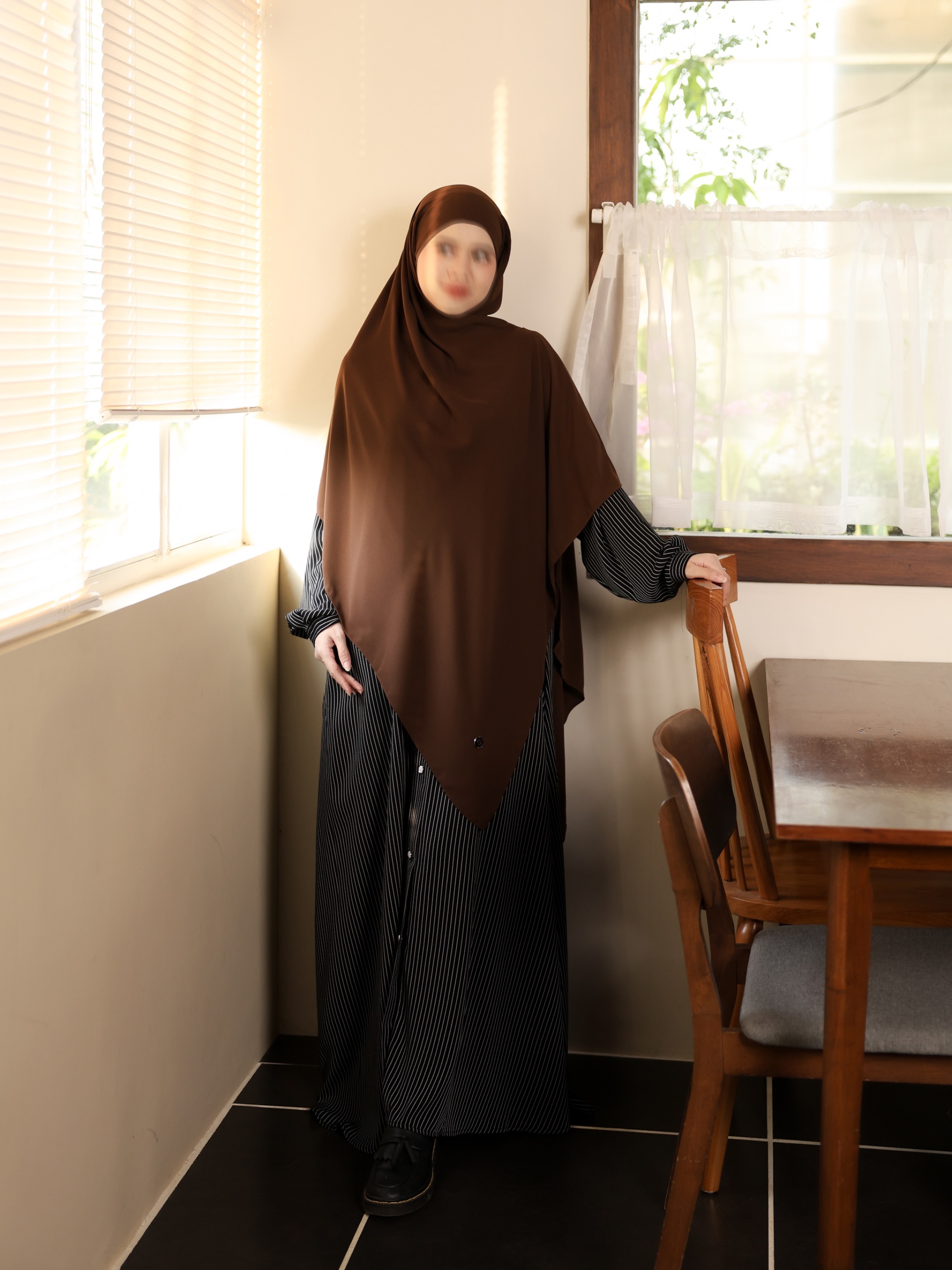SAYSARA - Elura Hijab Pashmina Bandana Made From Flowy Luxe Fabric