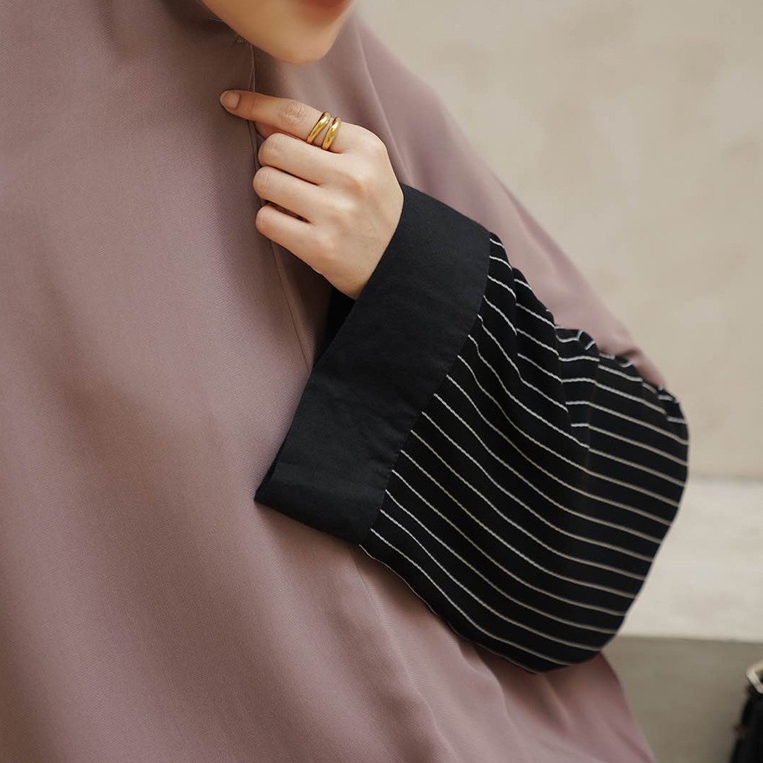 SAYSARA - Alula Hijab Made From Flowy Luxe Fabric