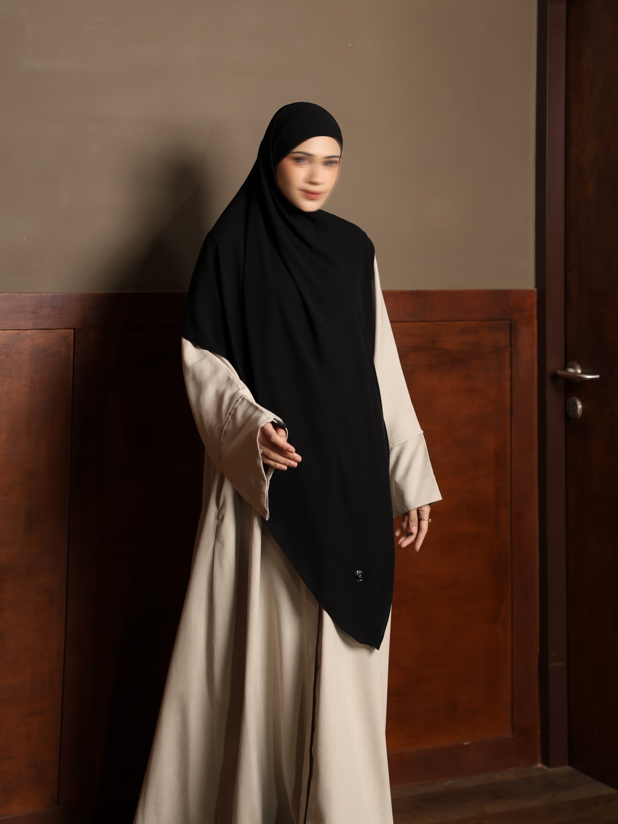 SAYSARA - Dune Abaya With Cupro Sandwash Look