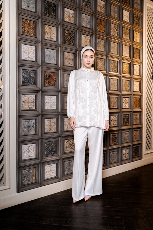 Image of ANAMI WOMEN TUNIC BAMBOO SILK