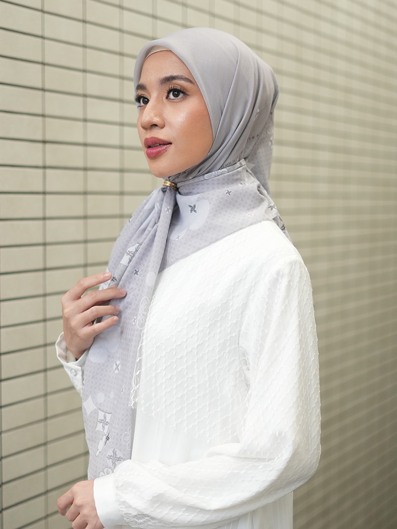 ZURIA SCARF VOAL