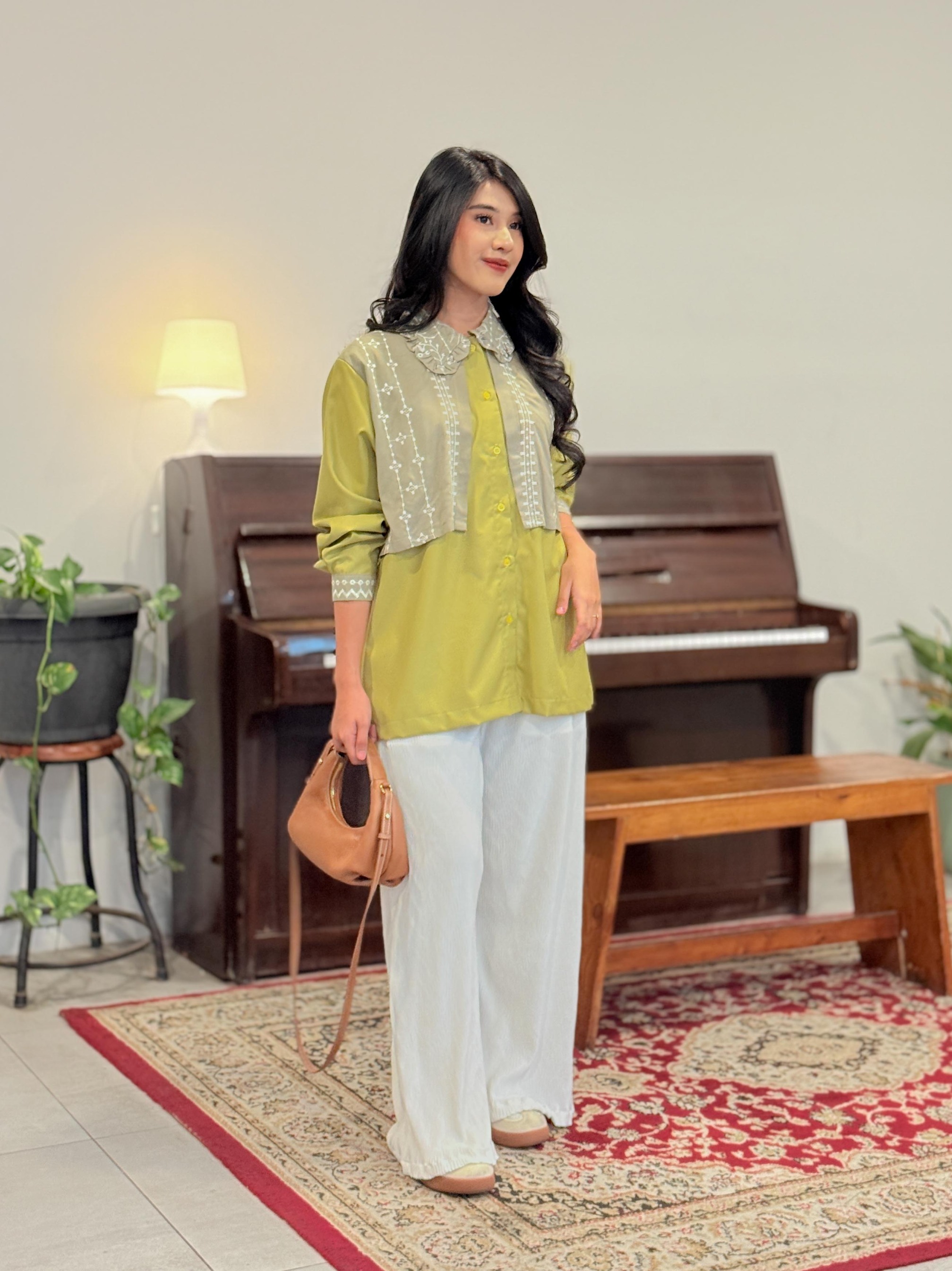 Kimirai - Yun Ji Lace Shirt 