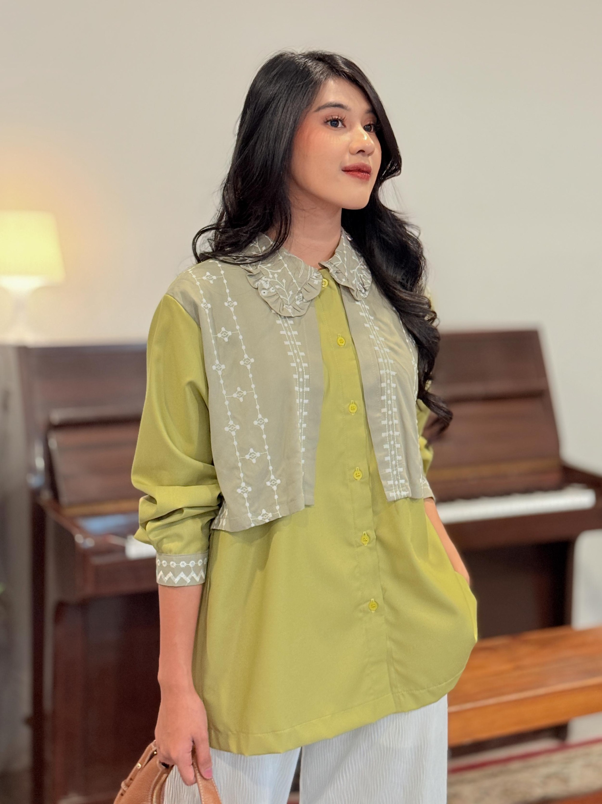 Kimirai - Yun Ji Lace Shirt 