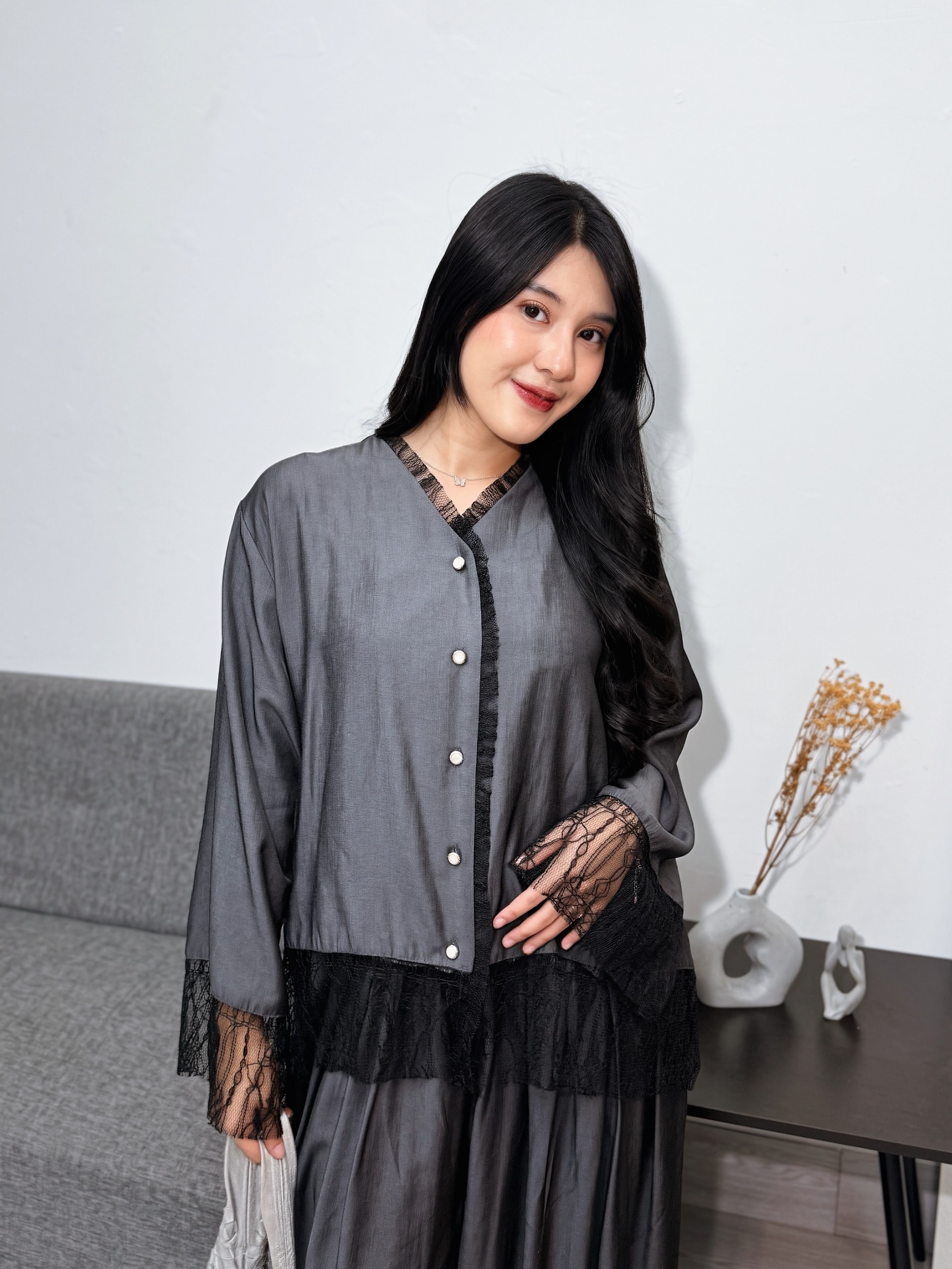 KIMIRAI - Mirae Shirt Denim Kombinasi Lace