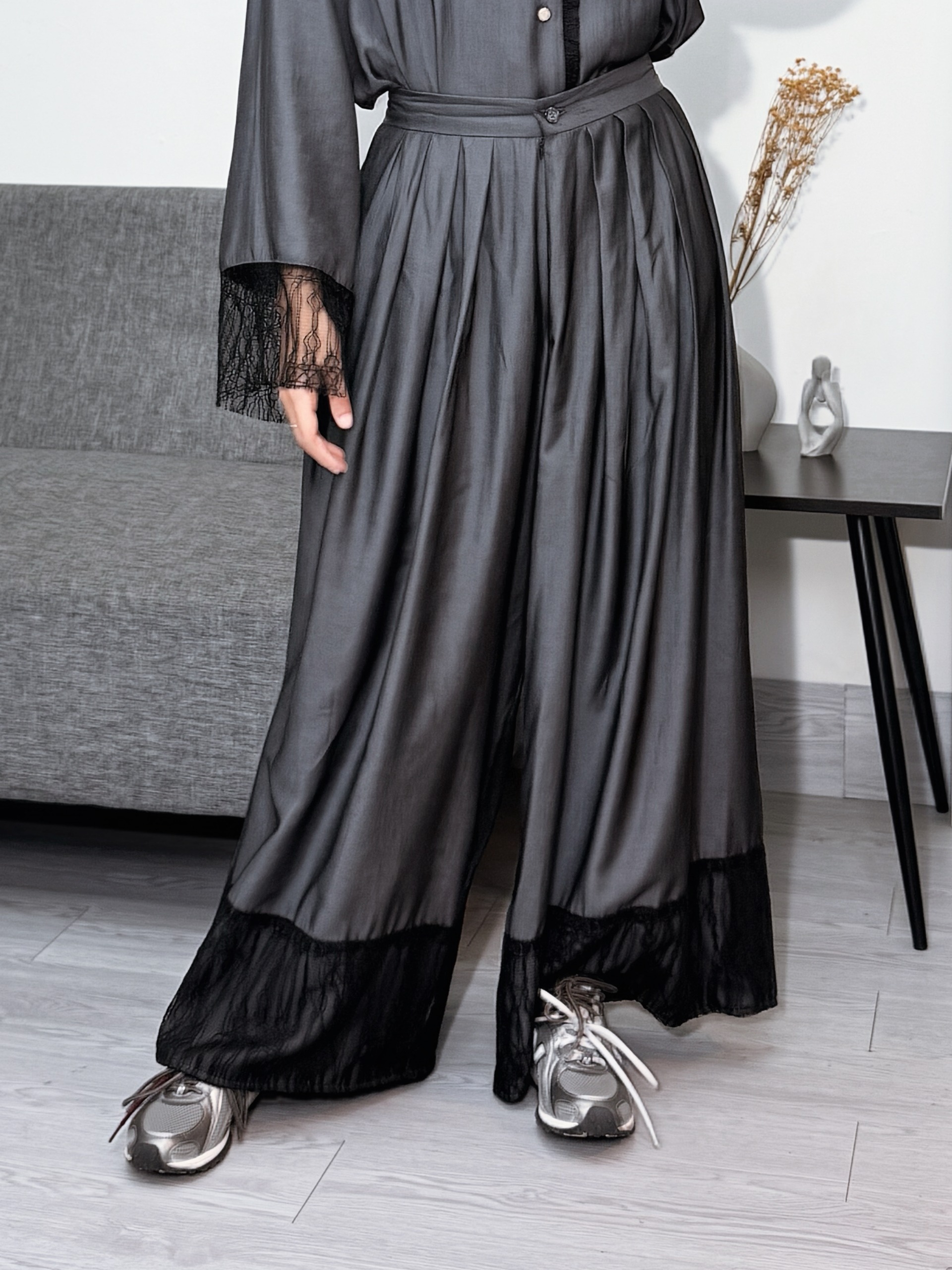 KIMIRAI - Mirae Pleated Pants Denim Kombinasi Lace